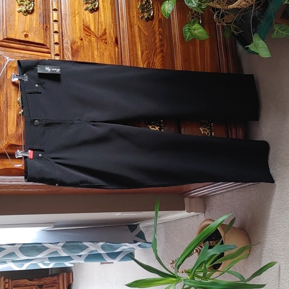 🌻NEW Lily Morgan Women's Petite Black Pants - Picture 1 of 9